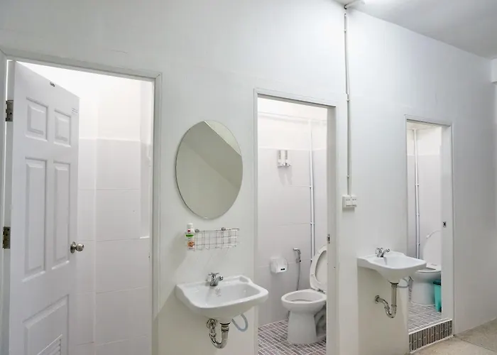 Ostello 218 - Dorm For Rent (adults Only) Bangkok