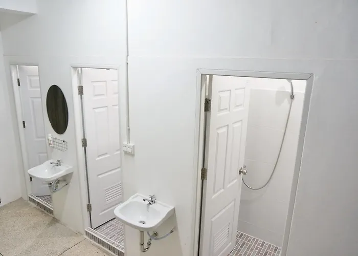 Ostello 218 - Dorm For Rent (adults Only)
